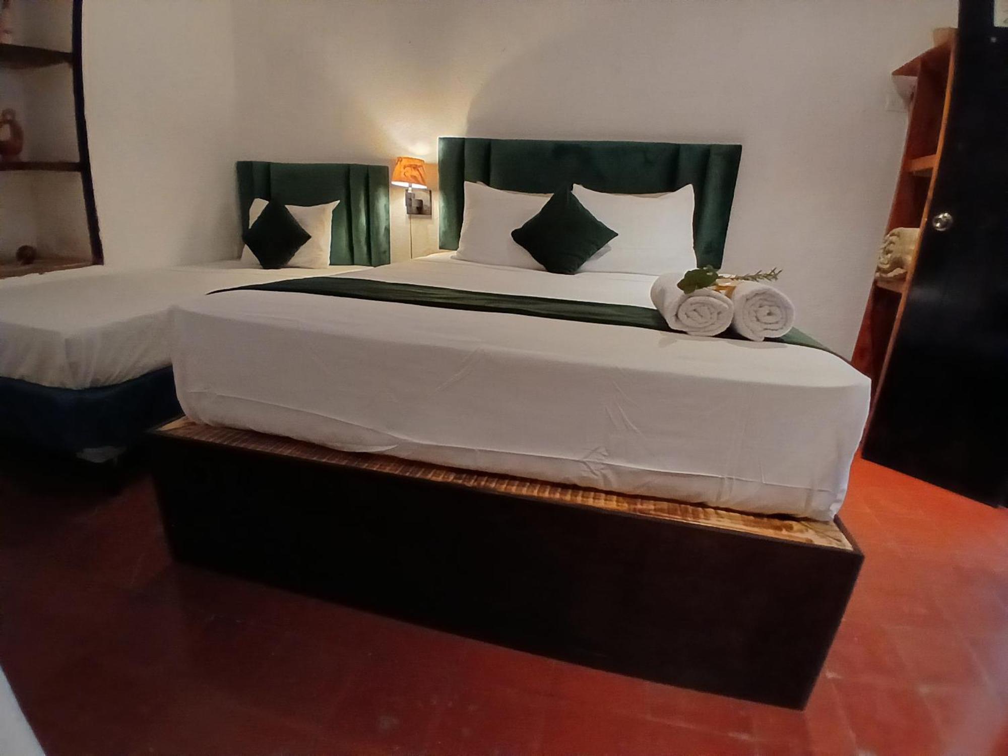 Hotel La Xinca Antigua Buitenkant foto